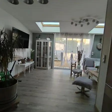 Maison Entiere 5 A 10mn A Pied De L'entree Principale Du Circuit 24h Du Mans Le Mans