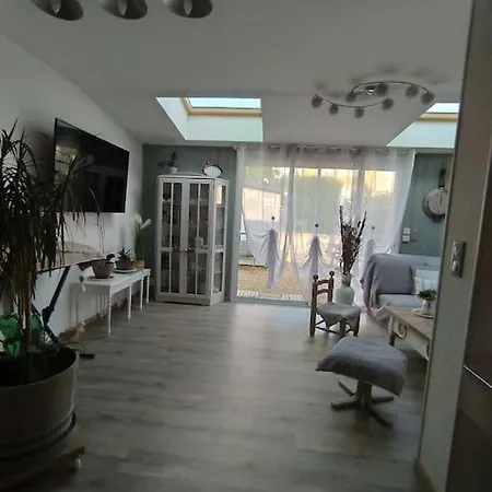 Maison Entiere 5 A 10mn A Pied De L'entree Principale Du Circuit 24h Du Mans Ле-Ман