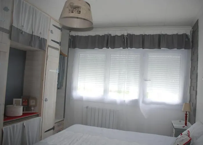 Maison Entière 5 à 10mn à Pied De L'entrée Principale Du Circuit 24h Du Mans *