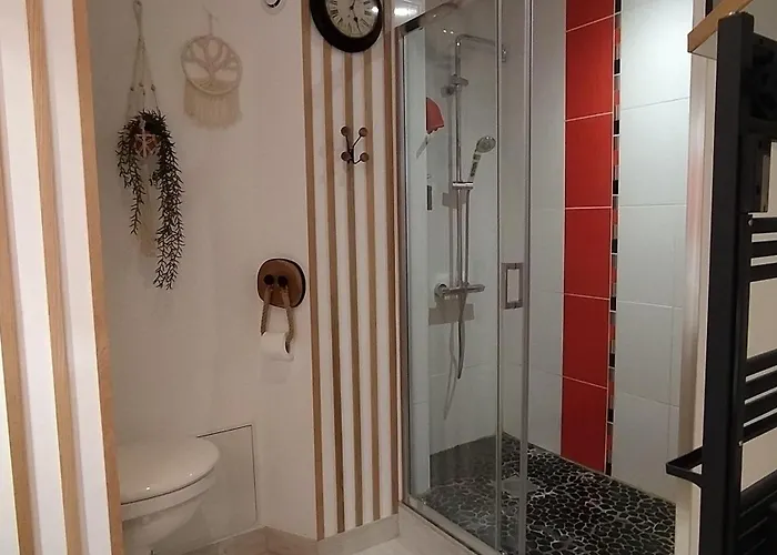 Maison Entière 5 à 10mn à Pied De L'entrée Principale Du Circuit 24h Du Mans * Le Mans